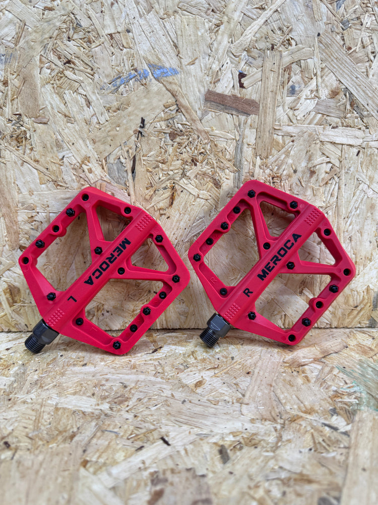 Meroca Platform Pedal Set Takım Bisiklet Rulmanlı Kırmızı Renk